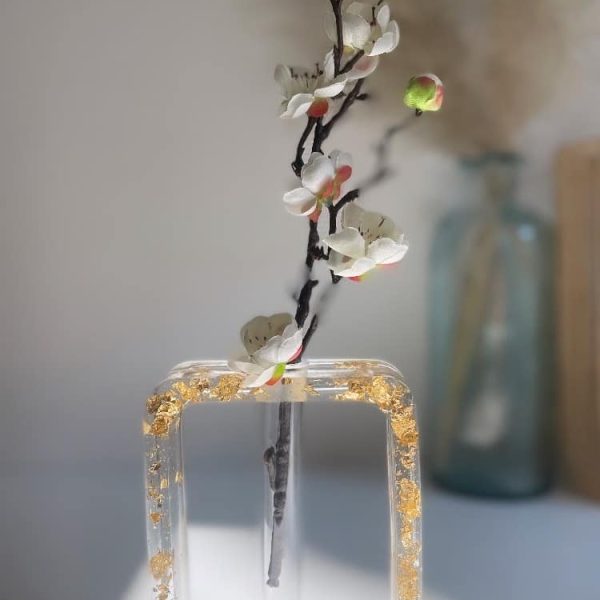 vase flower feuilles d'or