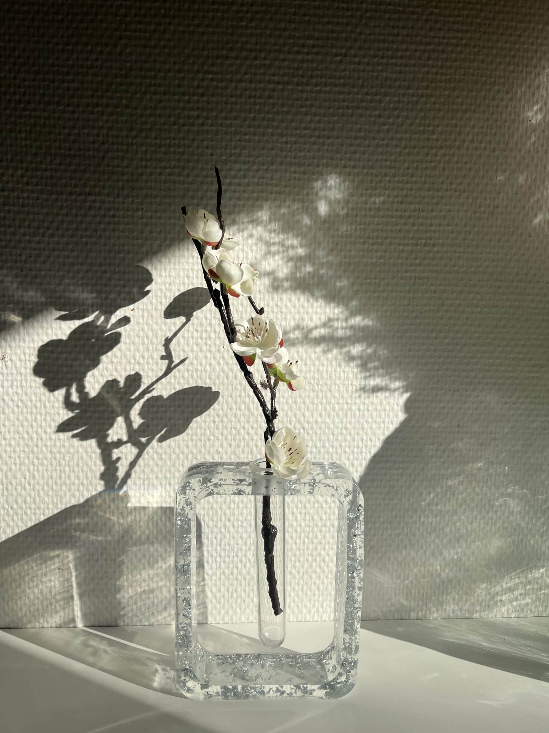 vase flower feuilles d'argent