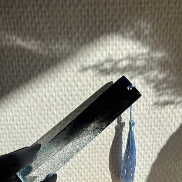 Marque-page Noir paillettes bleues